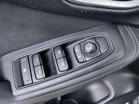 Used 2021 Subaru Forester Premium AWD/4WD image 11