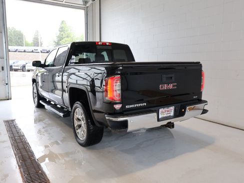 Used 2018 GMC Sierra 1500 SLT w/ SLT Premium Package AWD/4WD image 8