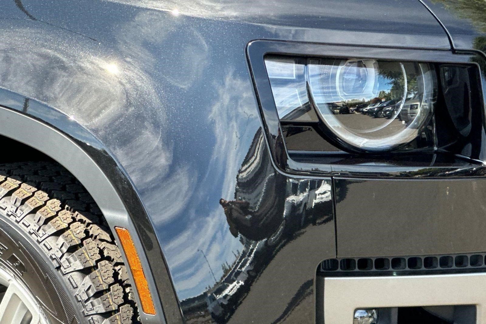 New 2026 Land Rover Defender 110 S AWD/4WD image 12