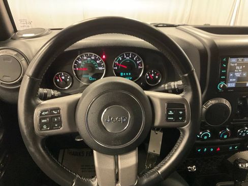 Used 2016 Jeep Wrangler Unlimited Sport AWD/4WD image 22