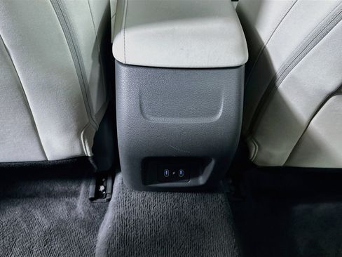 Used 2025 Hyundai Sonata SEL FWD image 28