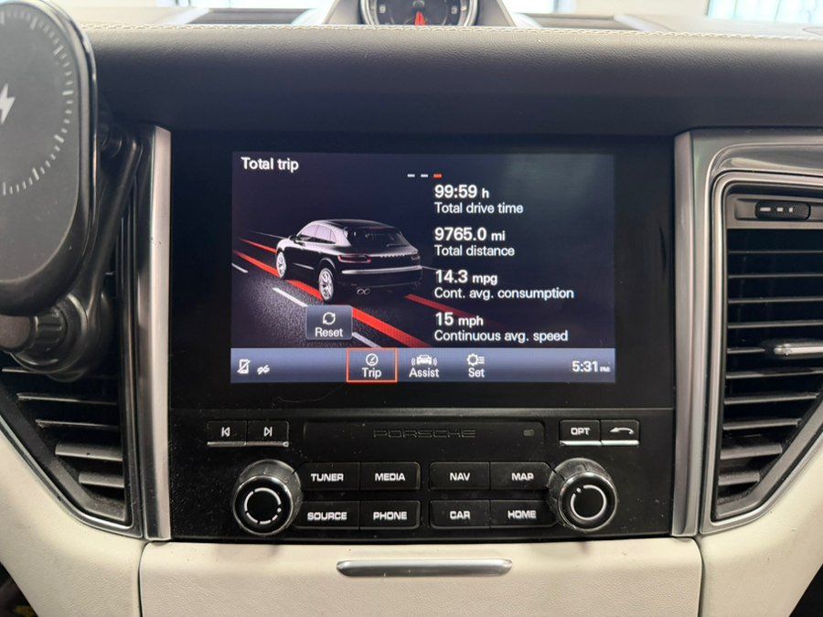 Used 2018 Porsche Macan S AWD/4WD image 55