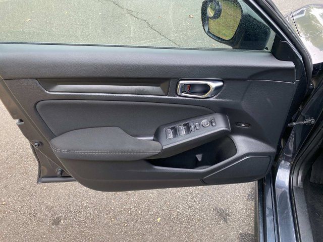 Used 2022 Honda Civic Sport image 12