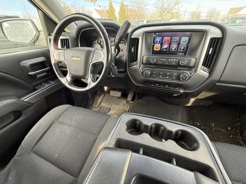 Used 2018 Chevrolet Silverado 1500 LT image 3