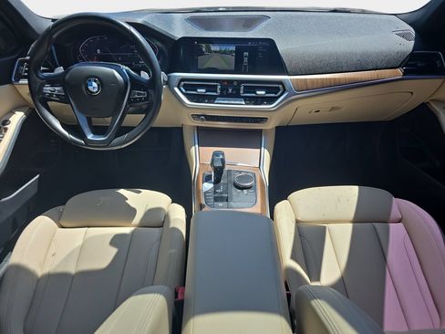 Used 2020 BMW 330i Sedan w/ Convenience Package RWD image 10