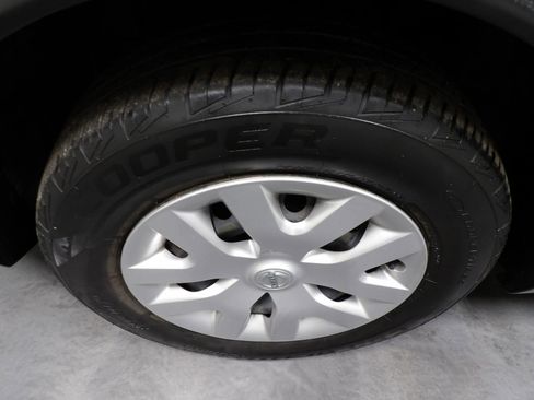 Used 2020 Nissan Rogue Sport S image 22