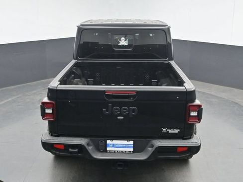 Used 2023 Jeep Gladiator Overland AWD/4WD image 25