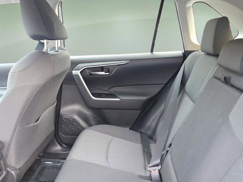 Used 2022 Toyota RAV4 XLE image 14