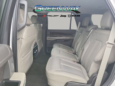 Used 2019 Ford Expedition Limited w/ Driver Assistance Package image 16