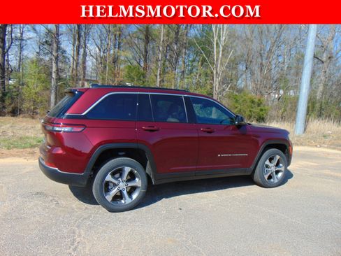 New 2026 Jeep Grand Cherokee Limited AWD/4WD image 14