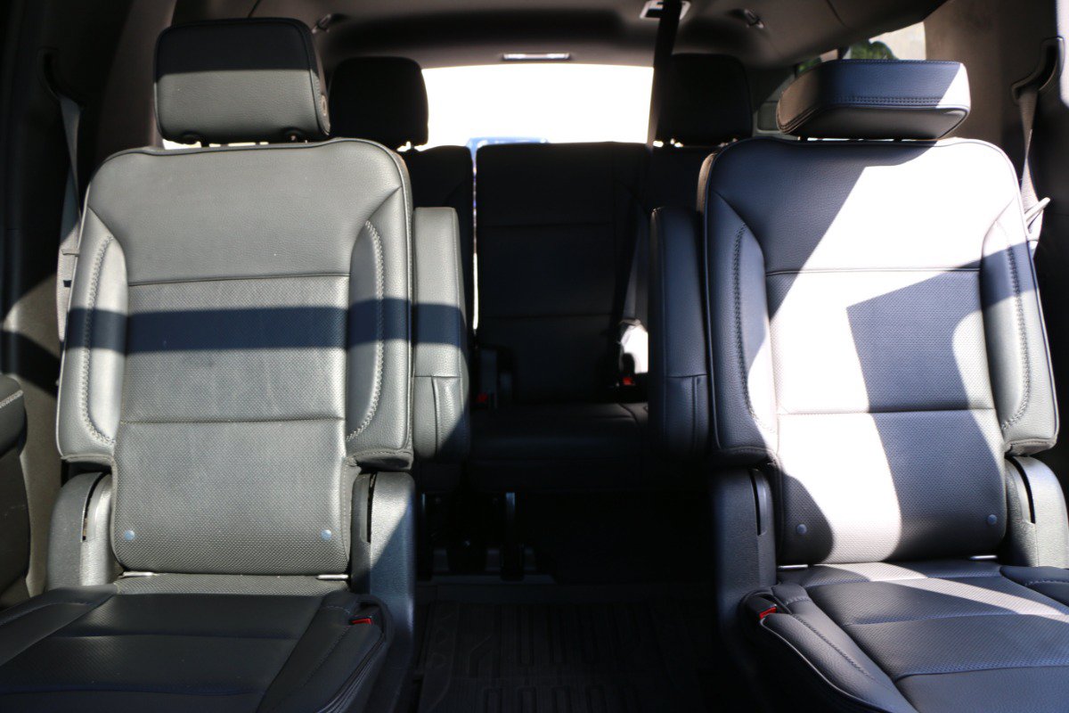 Used 2021 GMC Yukon XL Denali w/ Denali Premium Package AWD/4WD image 32