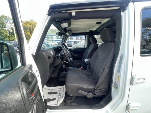 Used 2017 Jeep Wrangler Unlimited Sport w/ Quick Order Package 24S image 10