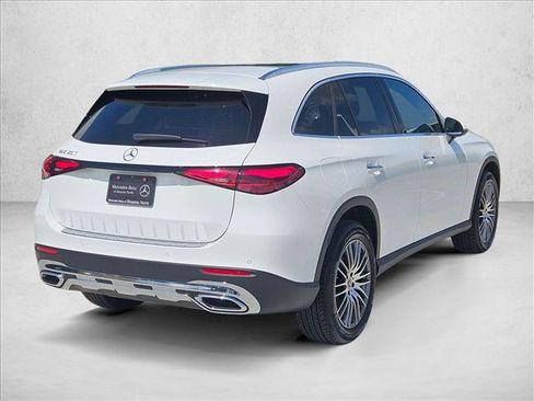 Certified 2026 Mercedes-Benz GLC 300 image 5