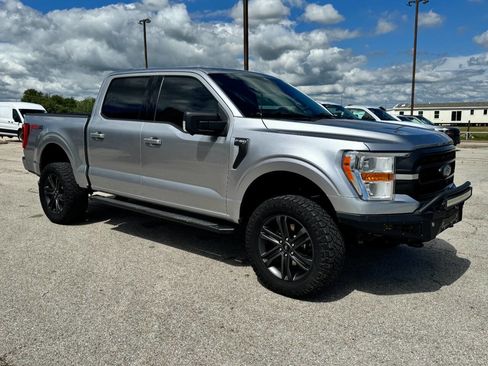 Used 2021 Ford F150 XLT w/ Equipment Group 301A Mid AWD/4WD image 16