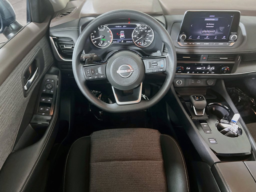 Used 2023 Nissan Rogue SV FWD image 19