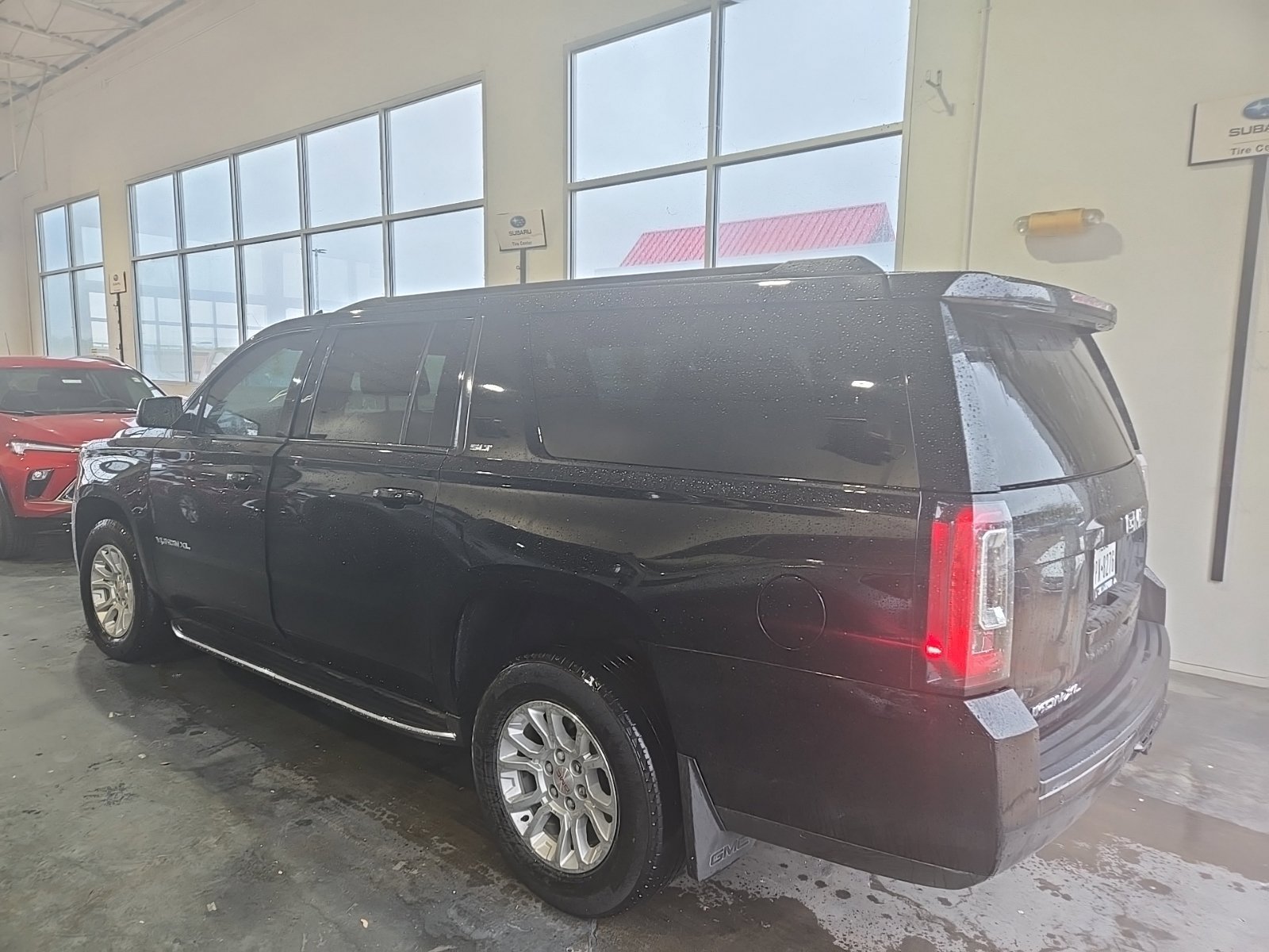 Used 2020 GMC Yukon XL SLT RWD image 11