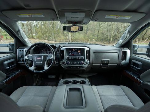 Used 2015 GMC Sierra 2500 SLE w/ SLE Preferred Package AWD/4WD image 10