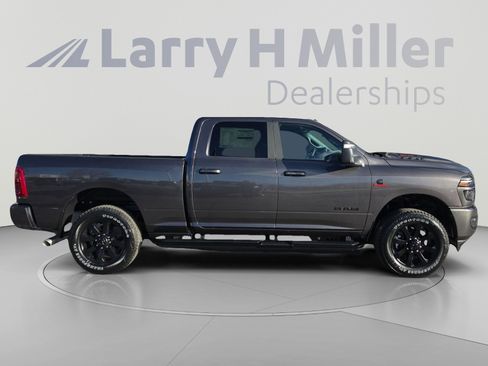 New 2026 RAM 2500 Laramie AWD/4WD image 6