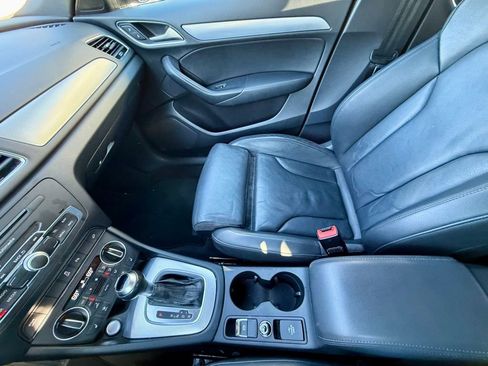 Used 2018 Audi Q3 2.0T Premium w/ Convenience Package FWD image 23
