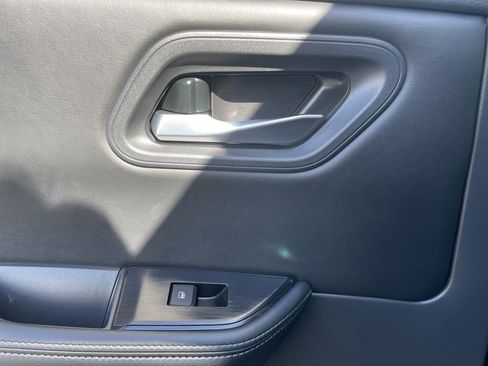 Used 2026 Nissan Rogue SV image 28