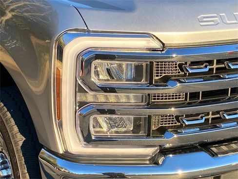 Used 2024 Ford F250 Lariat w/ Lariat Ultimate Package image 4