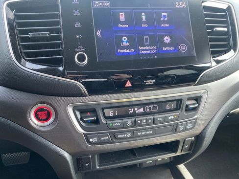 Certified 2023 Honda Ridgeline RTL image 21