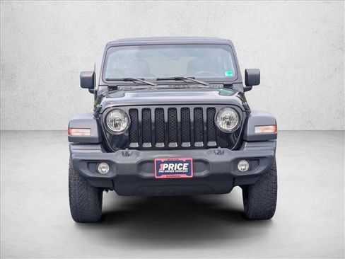 Used 2023 Jeep Wrangler Unlimited Sport AWD/4WD image 2