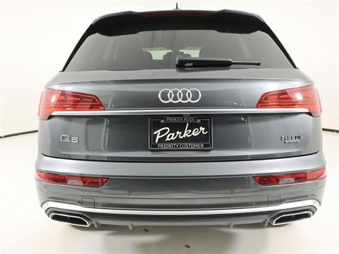 Certified 2023 Audi Q5 2.0T Premium Plus image 4