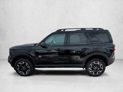 Used 2024 Ford Bronco Sport Outer Banks w/ Tech Package image 9