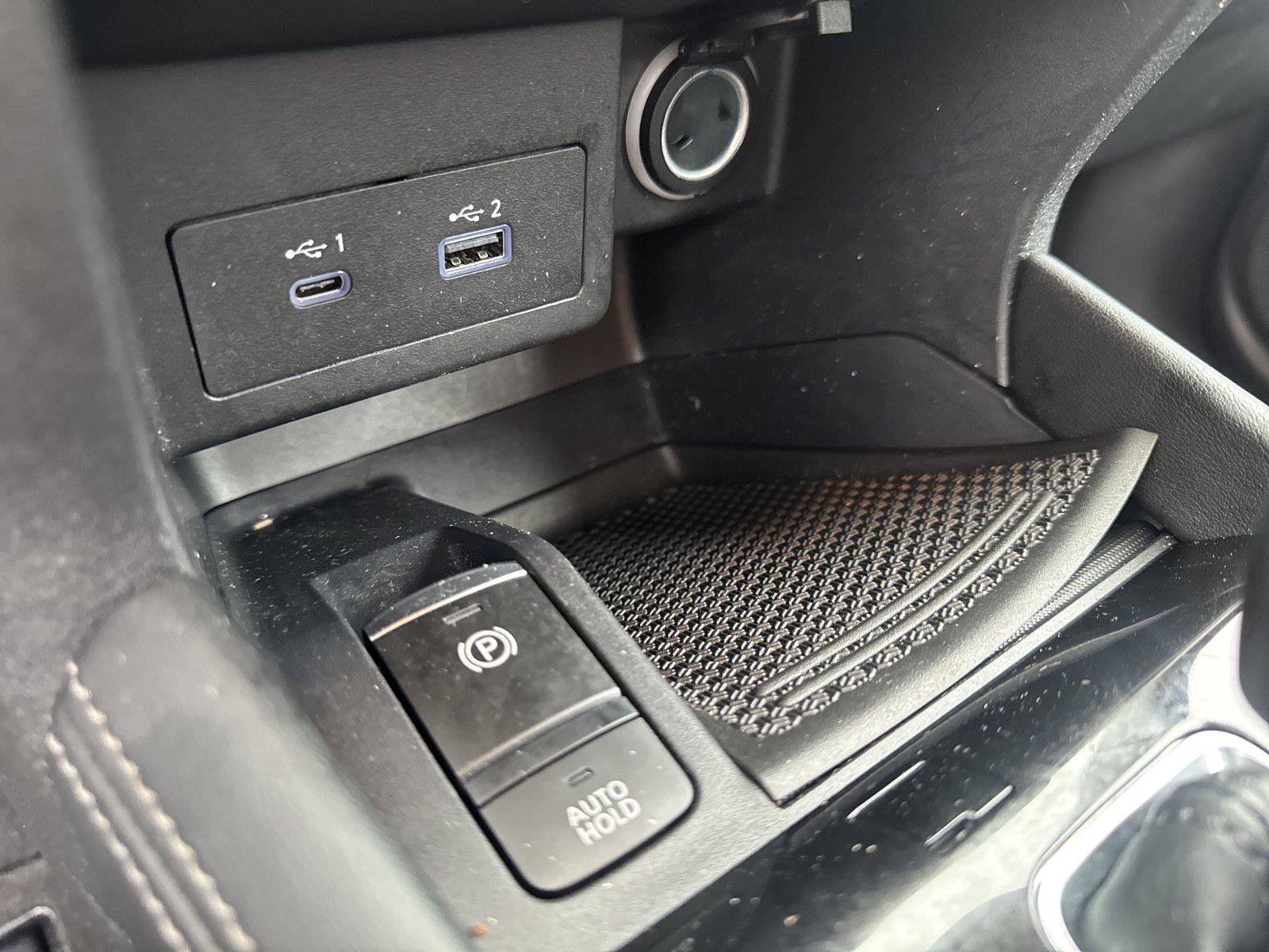 Used 2023 Nissan Kicks SV FWD image 21