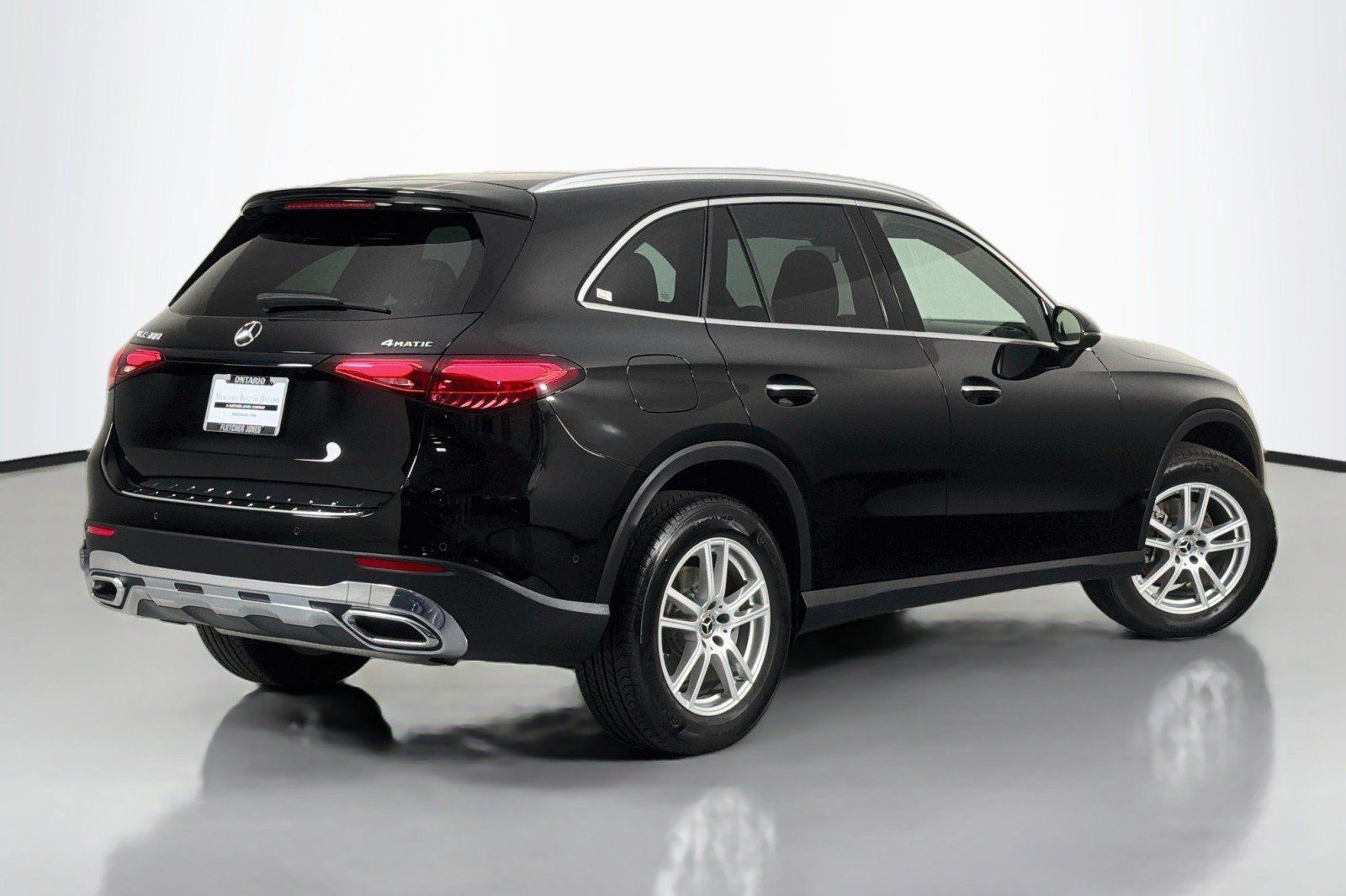Used 2024 Mercedes-Benz GLC 300 4MATIC image 12
