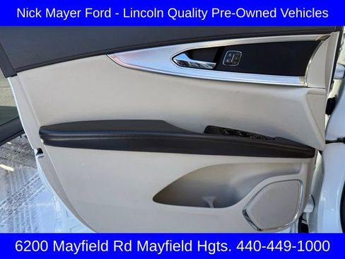 Used 2020 Lincoln Nautilus Premier w/ Equipment Group 101A image 31