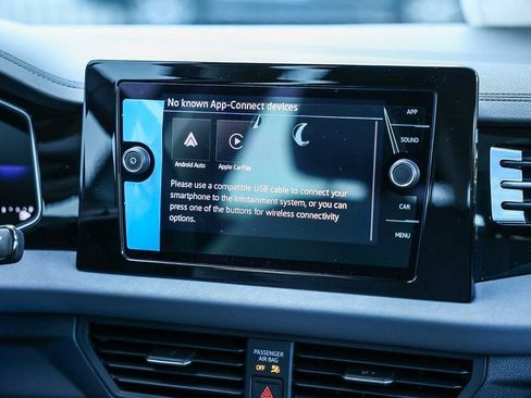 New 2026 Volkswagen Jetta SE image 25