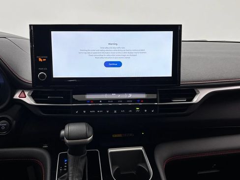 Used 2025 Toyota Sienna XSE w/ XSE Premium Package AWD/4WD image 25