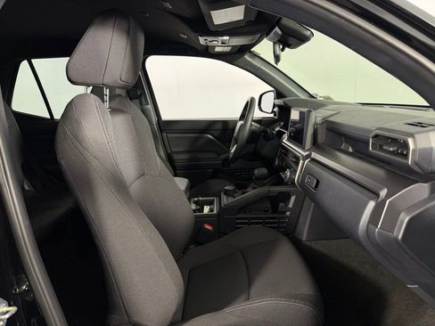 Used 2025 Toyota 4Runner SR5 image 31