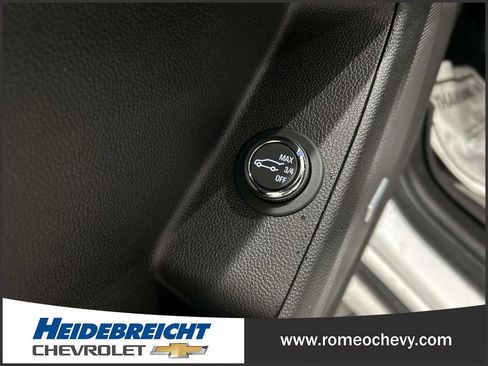 Certified 2023 Chevrolet Traverse Premier w/ LPO, Floor Liner Package image 26