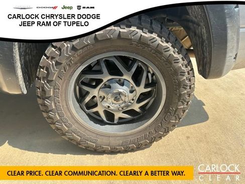 Used 2019 RAM 1500 Laramie AWD/4WD image 7
