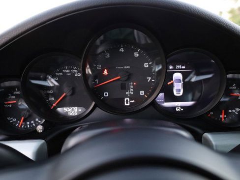 Used 2017 Porsche 911 Carrera image 29