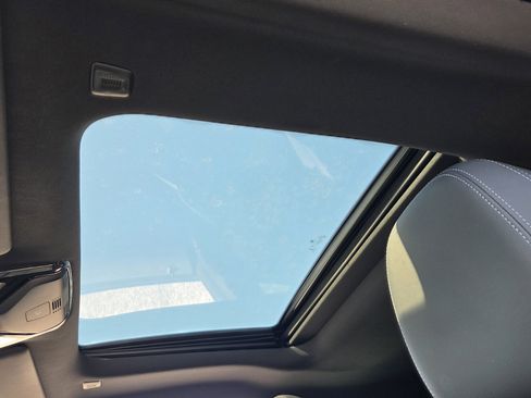 Used 2023 BMW M240i xDrive Coupe w/ Premium Package image 19