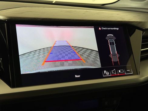 Used 2024 Audi Q4 e-tron Premium Plus w/ Premium Plus image 25