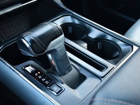 Used 2023 Ford F150 Lightning Lariat image 32