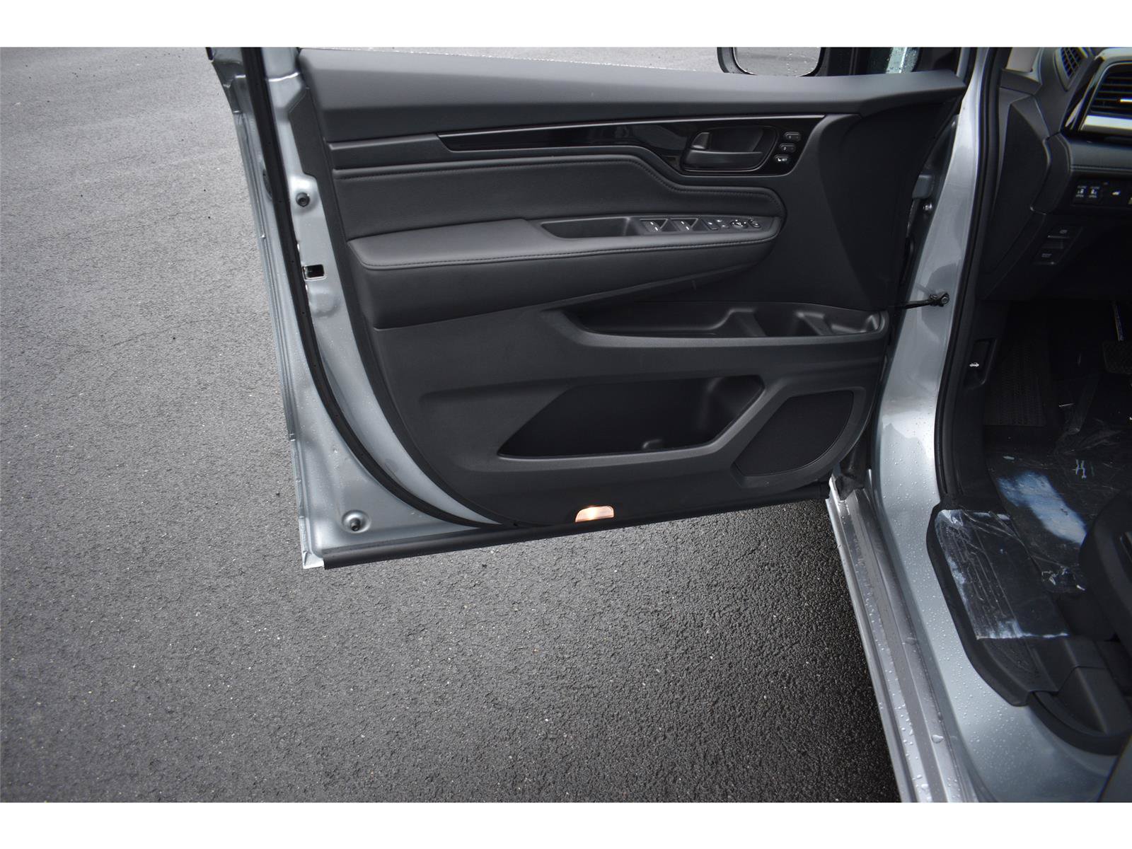 New 2027 Honda Odyssey Touring image 25