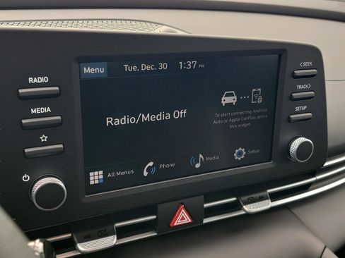 New 2026 Hyundai Elantra SE image 25