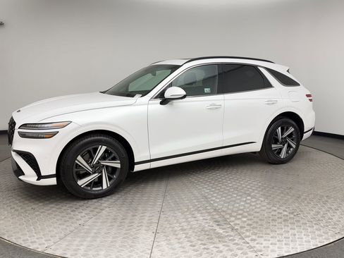 Certified 2026 Genesis GV70 3.5T Sport Advanced AWD/4WD image 6