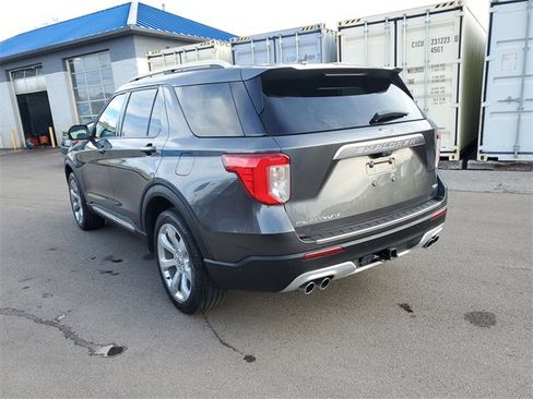 Used 2020 Ford Explorer Platinum w/ Premium Technology Package image 6
