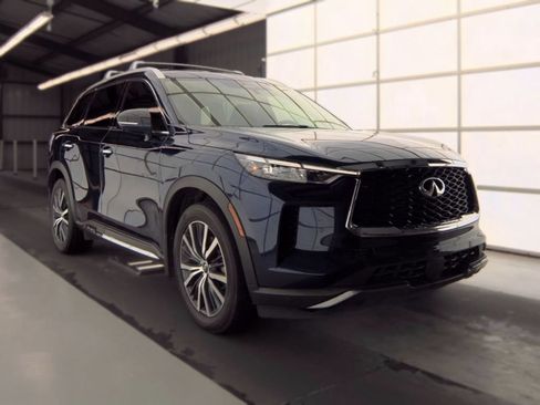 Certified 2023 INFINITI QX60 Sensory w/ Vision Package AWD/4WD image 2