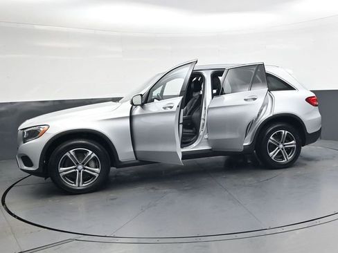 Used 2016 Mercedes-Benz GLC 300 GLC 300 w/ Premium Package image 37