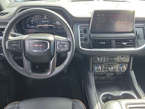 Used 2023 GMC Yukon XL AT4 image 11