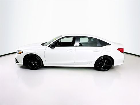 Used 2024 Honda Civic Sport image 4