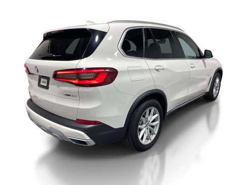 Used 2022 BMW X5 xDrive40i AWD/4WD image 4